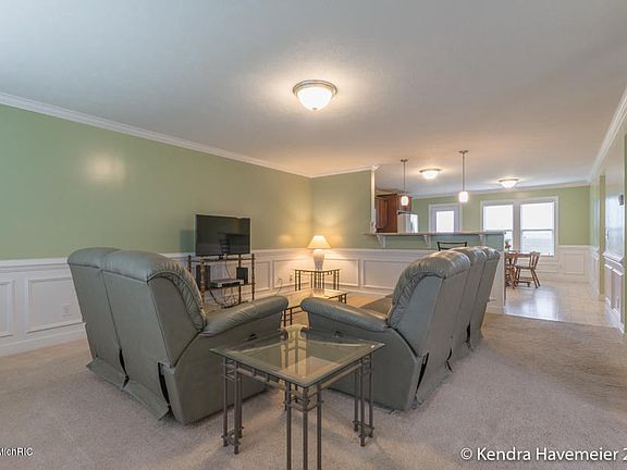 4th image of 1714 Grovenberg Ct