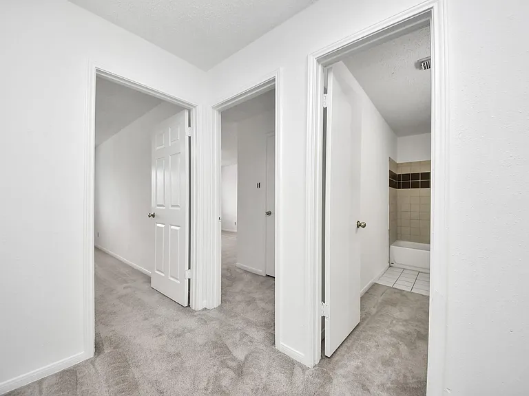 15534 Weldon Dr — Photo 38
