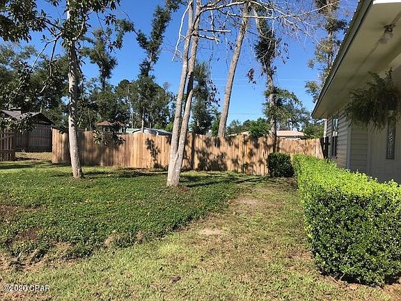 4th image of 2776 Seminole Dr