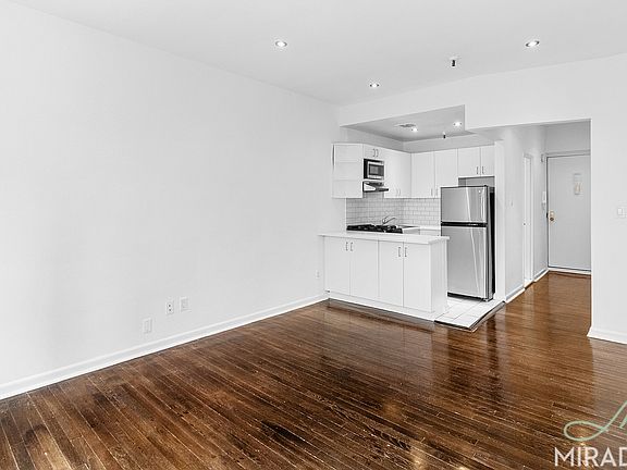 3rd image of 1435 York Ave APT 3B