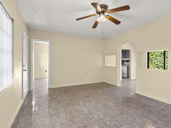 5th image of 141 NE 17th Avenue