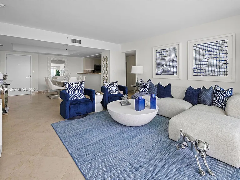 650 West Ave #1407 — Photo 3