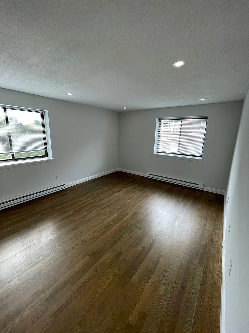 Luxury Penthouse with covered parking — Photo 4