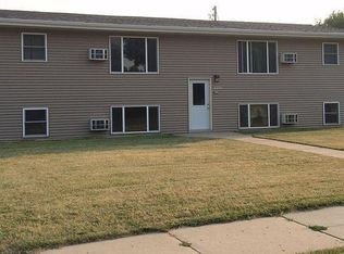 2201 2nd Ave SW #2, Minot, ND 58701