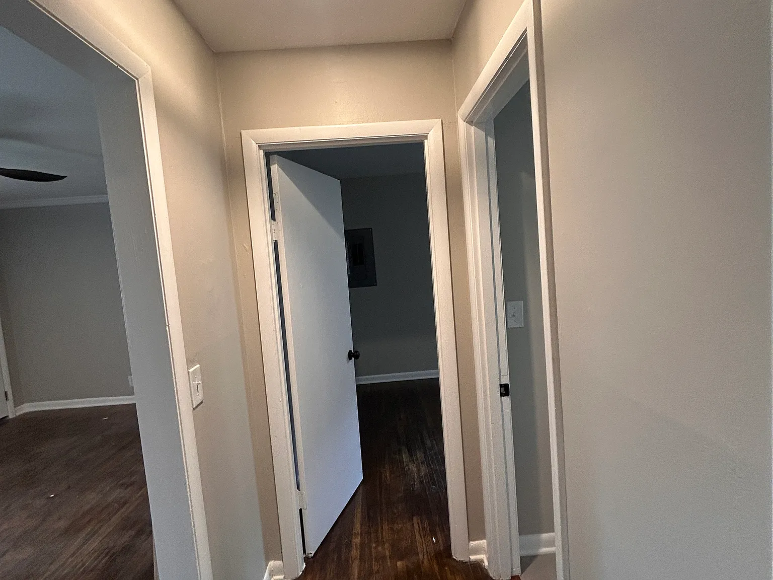 2 bed, 1000 sqft, $2,200 — Photo 4