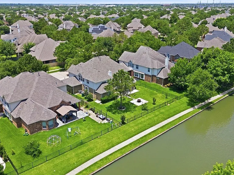 10926 Wynfield Springs Dr — Photo 44