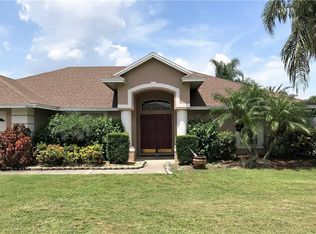 5659 Woodwind Hills Dr, Lakeland, FL 33813