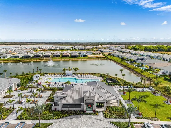 9087 Kite Ln, Naples, FL 34114