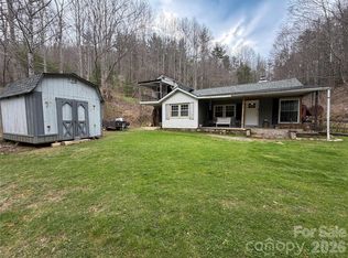 658 Upper Hanging Rock Rd, Spruce Pine, NC 28777
