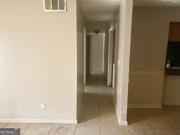 4th image of 5918 Sutcliff Sq