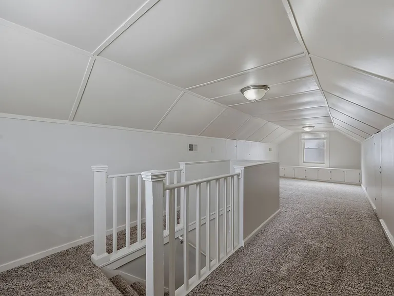 245 Thuss Ave — Photo 18