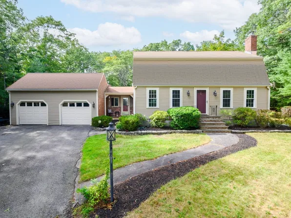 15 Heritage Hl, Marshfield, MA 02050