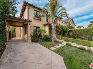 305 N Palm Dr, Beverly Hills, CA 90210