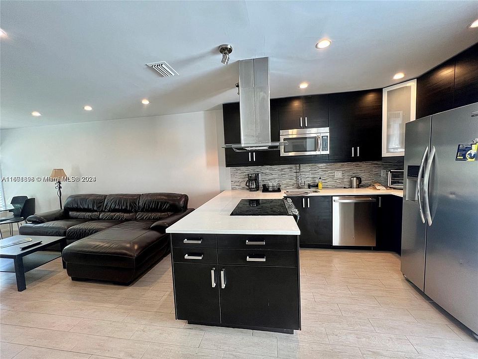 1st image of 208 Meridian Ave APT 5
