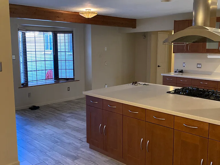 Kitchen and breakfast nook