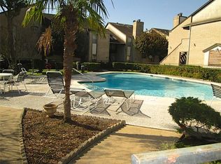 2011 Spenwick Dr APT 415, Houston, TX 77055