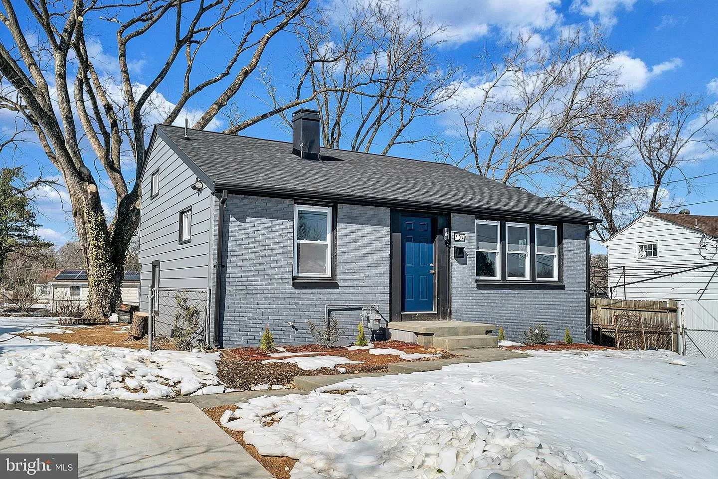 504 Sandy Pl photo 1