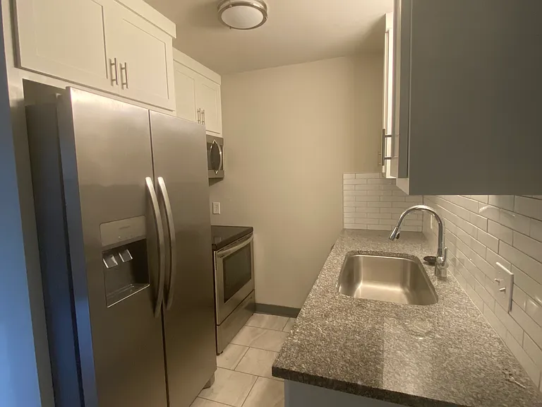 1603 N Leverett Ave #2 — Photo 6