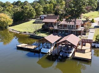 573 Lake Forest Dr, Waterloo, SC 29384