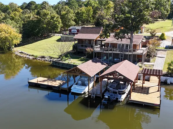 573 Lake Forest Dr, Waterloo, SC 29384
