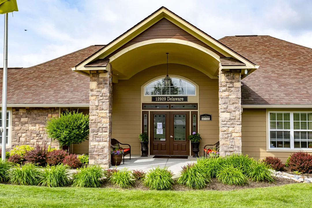Heights at Delaware Ridge — Photo 4