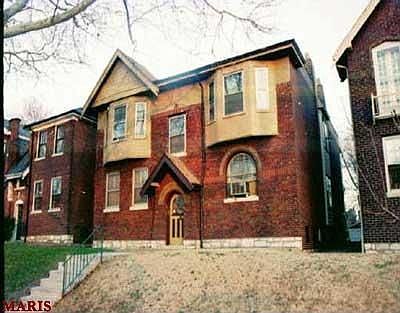 1st image of 4742 S Grand Blvd