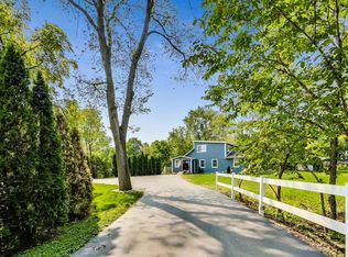 5720 Lomond Ave, Downers Grove, IL 60516