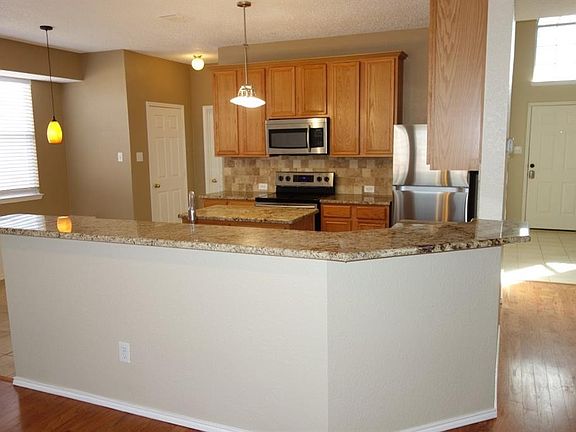 4th image of 1433 Winterwood Dr
