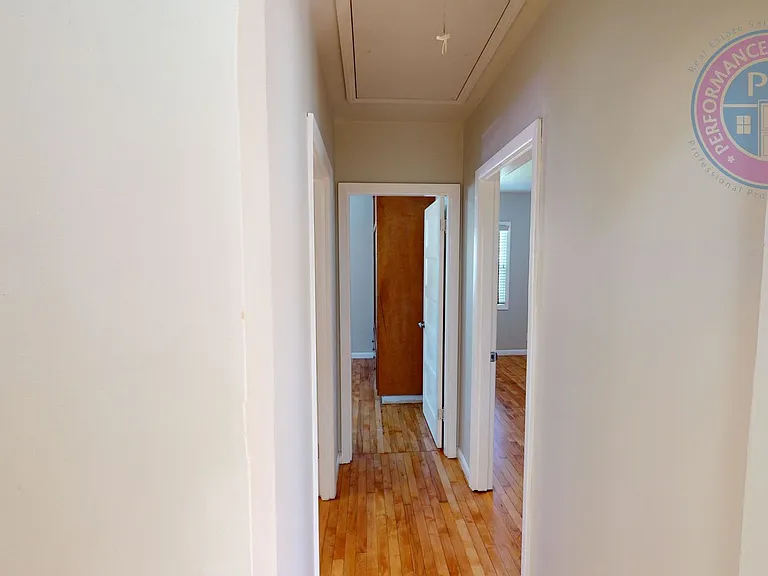 830 NE Sunrise Ln — Photo 11