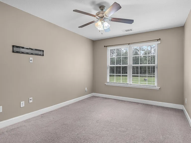 259 Virginia Ln NE — Photo 29