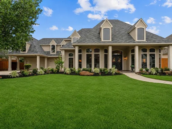 15307 Hilltop View Dr, Cypress, TX 77429