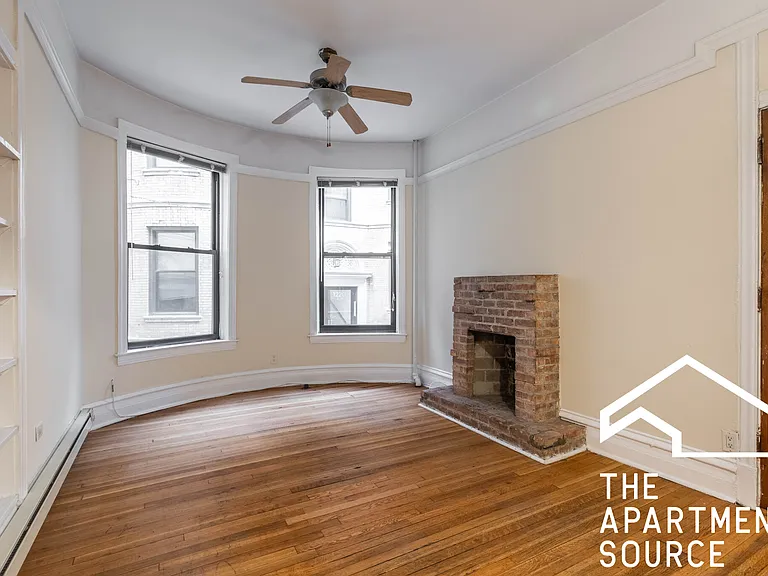 1236 N Dearborn St #2A — Photo 4