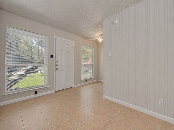 4th image of 4712 Depew Ave Unit 202