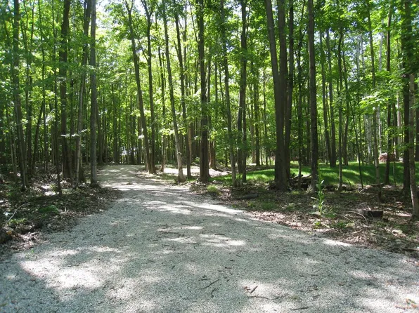 1 Birch Ln, Sturgeon Bay, WI 54235