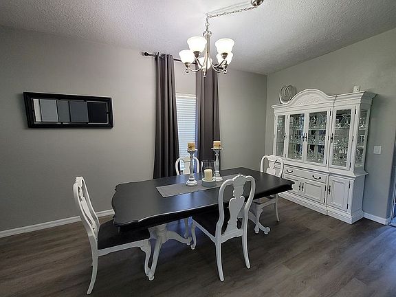 3rd image of 541 Brookeshire Dr