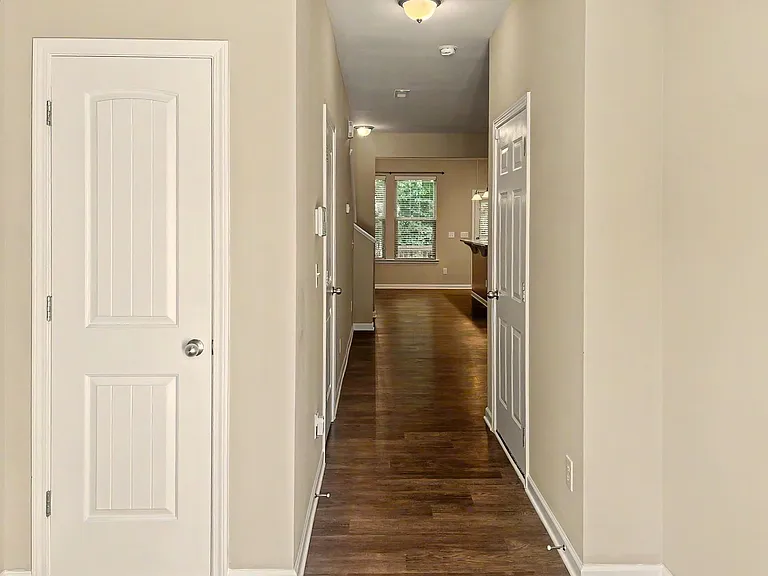 1442 Montonia St — Photo 3