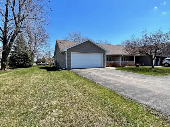 3100 Elk Ridge DRIVE #A, Oshkosh, WI 54904