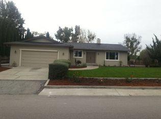 300 Donald Dr, Hollister, CA 95023