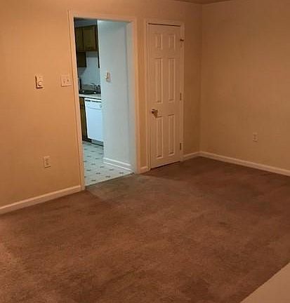 4th image of 34 Fairground Ave APT A
