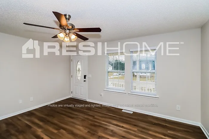 3 bed, 2.0 bath, 1160 sqft, $1,775 — Photo 4