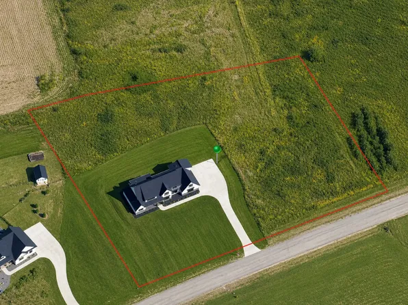 1629 Boelter Estates Dr NW, Rochester, MN 55901