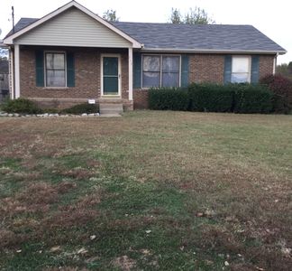 715 Carbondale Dr, Oak Grove, KY, 42262