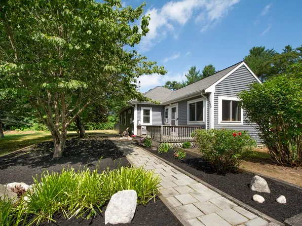 209-209 South St #R, Hanson, MA 02341