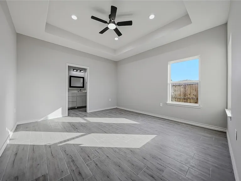 710 Mereet Dr — Photo 15