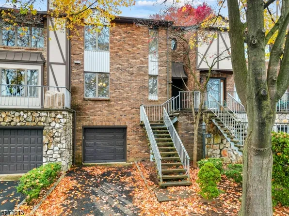 900 Valley Rd #G3, Clifton City, NJ 07013