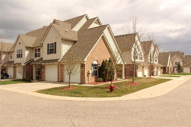 1st image of 42856 Patty Ln #86