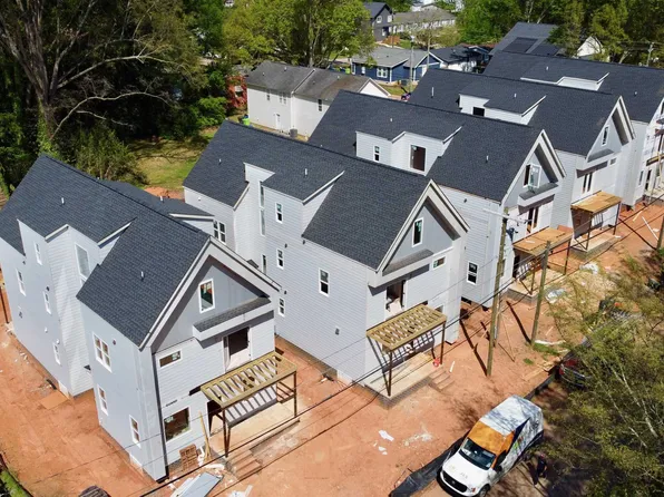 1017 Page St #101, Raleigh, NC 27610