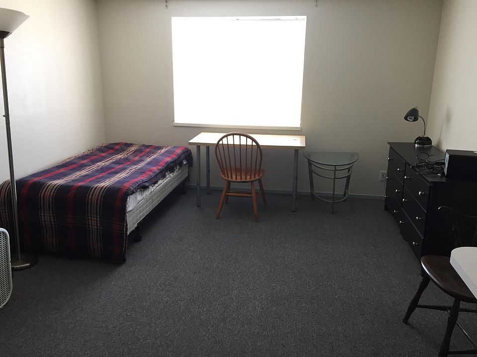 2nd image of 1427 37th Ave