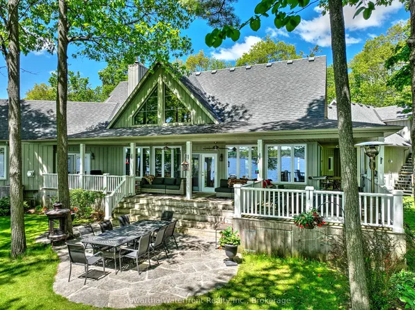 12 Edgewood Dr, Kawartha Lakes, ON K0M 1N0