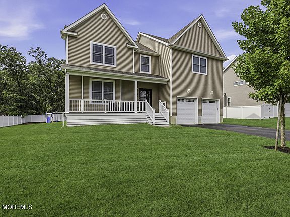 3rd image of 4 Morgan Court